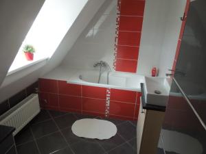 Apartments Benešov Nad Ploučnicí