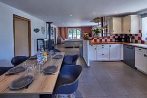 Maisons de vacances Maison chaleureuse et spacieuse : photos des chambres