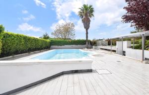 3 Bedroom Amazing Home In Caserta