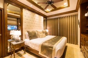 Pinnacle Resorts 220