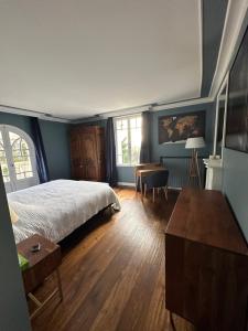 Villas Demeure de charme - 10 min plage - Golf 4km - Lac Caniel 1km : photos des chambres