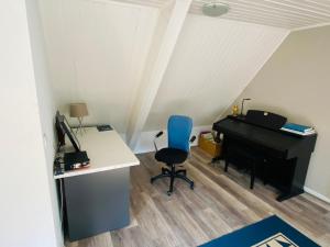 Appartements Joli 2 pieces, avec climatisation et grande terrasse, vue sur les toits, zone pietonne : photos des chambres