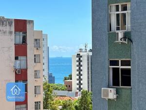 Quarto e Sala Aconchegante na Barra