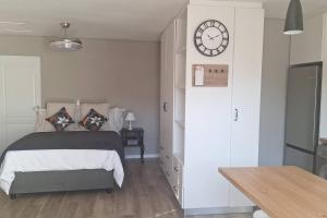 Summerstrand Holiday Apartment, Erasmus Drive, PE
