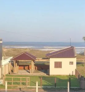 Casa Beira Mar - Sombrio