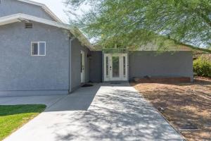 3 Bedroom, Outdoor Dining, Great Location