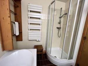 Résidence Eperonelles - Appartement familial avec jardin MAE-4994