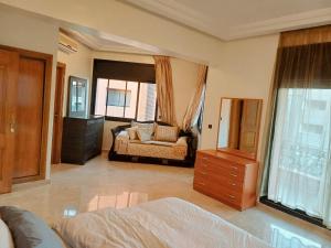 Family Apartment with Pool