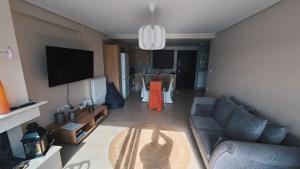 Beachfront Penthouse with Seaview