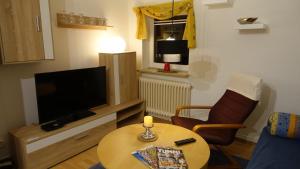 3-Zimmer - FeWo mit TV, zwischen Wilhelmshaven und Hooksiel, mit Badewanne