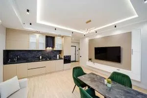 Luxury Oasis Flat - Vatra