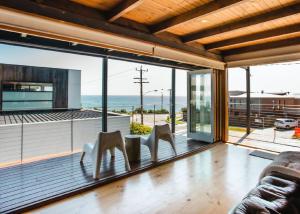 Blue Pearl Retreat - Opp Beach, Spa, Sunsets and Pool