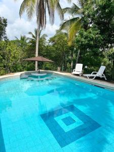 Ocean-View Villa in Cerromar Private Pool 5 min to El Tunco Surf City