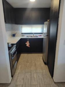 Casa en las sierras de Córdoba con Deck , Parrilla y estacionamiento