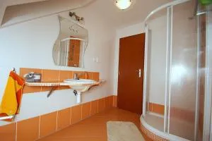 U Zvoničky - Pekařov