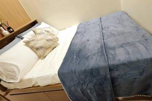 1BR self-contained CONDO in Makati with amenities!