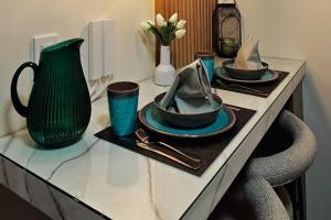 1BR self-contained CONDO in Makati with amenities!