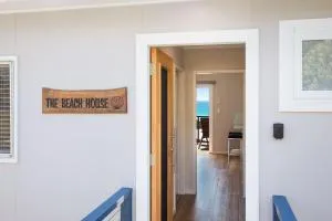 22 Dulling Street Beach House - Potato Point