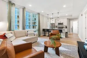 Central NoLibs, by Fishtown, Rooftop Access, Sleeps 6ppl, Lux Queen Beds, Smart TVs, Views - Ablett Village