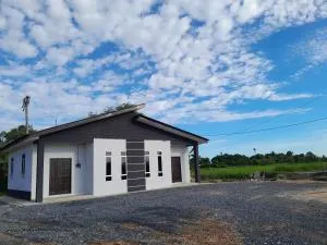 Dmana Homestay Arau Perlis - Kampung Keriang Dan
