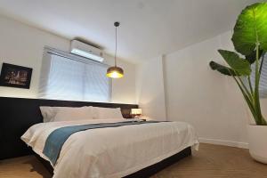 曼谷市中心素坤逸四卧别墅---牛仔街附近