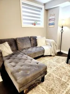 1 Bedroom basement apartment with separate entrance - Milton