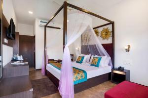 Aurum Resorts Morjim, 500 meters from Beach