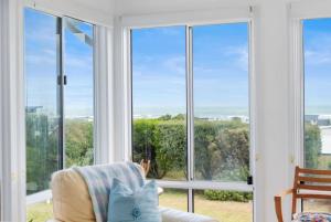 Seashells 63 Morrison Ave Middleton - Linen Included