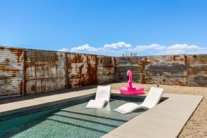 Pickleball, Heated Salt Pool, Bocce, EV, Fire pit