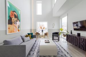 One-Bedroom Apartment 1 room in Abode Philadelphia - Center City Convention Center