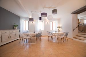 B&B / Chambres d'hotes La Bastide des Bourguets Adults Only, Mont Ventoux : photos des chambres