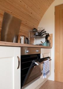 Countryside Farm Pod on Isle of Seil - B