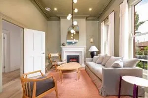 Camberwell Heritage Glamour - 坎伯维尔