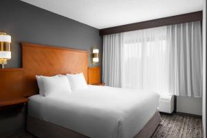 Hyatt Place Chantilly Dulles Airport South