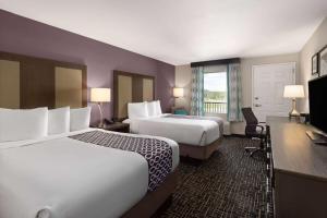 Deluxe Queen Room with Two Queen Beds - Non-Smoking room in La Quinta by Wyndham Williams-Grand Canyon Area
