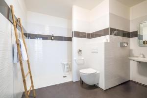 Hotels The Originals Boutique, Hotel Le George , Loches : photos des chambres
