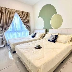 the Horizon Ipoh - lily by Goswell