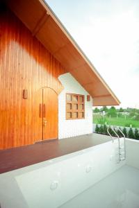 Baanteimfan Pool Villa Suphanburi