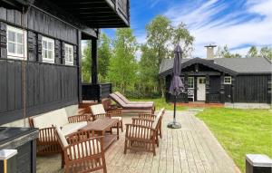 Nice Home In Oppdal With Sauna