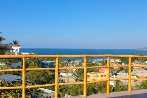 Sayulita Mexican Retreat - 3BR - Ocean & Mountain Views, Great Location, WifI