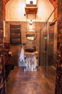 Domek w lesie DiABELSKi KOCiOŁEK