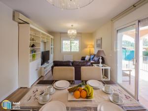 Casa Margarita by Rent Costa Brava