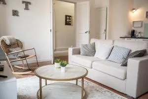 CHIC ANDREOSSY-COSY-AUTHENTIQUE-WI-Fi-Vélo - Issel