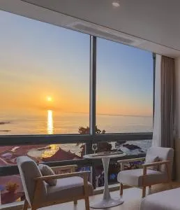 The Van Hotel - Yeongdeok