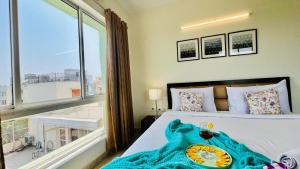 BluO Lake View 1BHK New Town - Terrace Garden, Gym