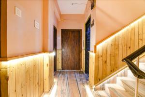 FabHotel The Golden Orchid - Hazra Road