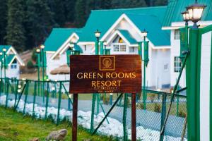 Green Rooms Resort