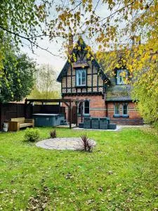 The Gingerbread House - Sleaford