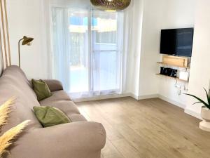 Prendisole Denia con piscina y terraza