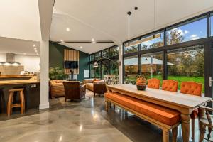 Dragons Barn with Hot Tub